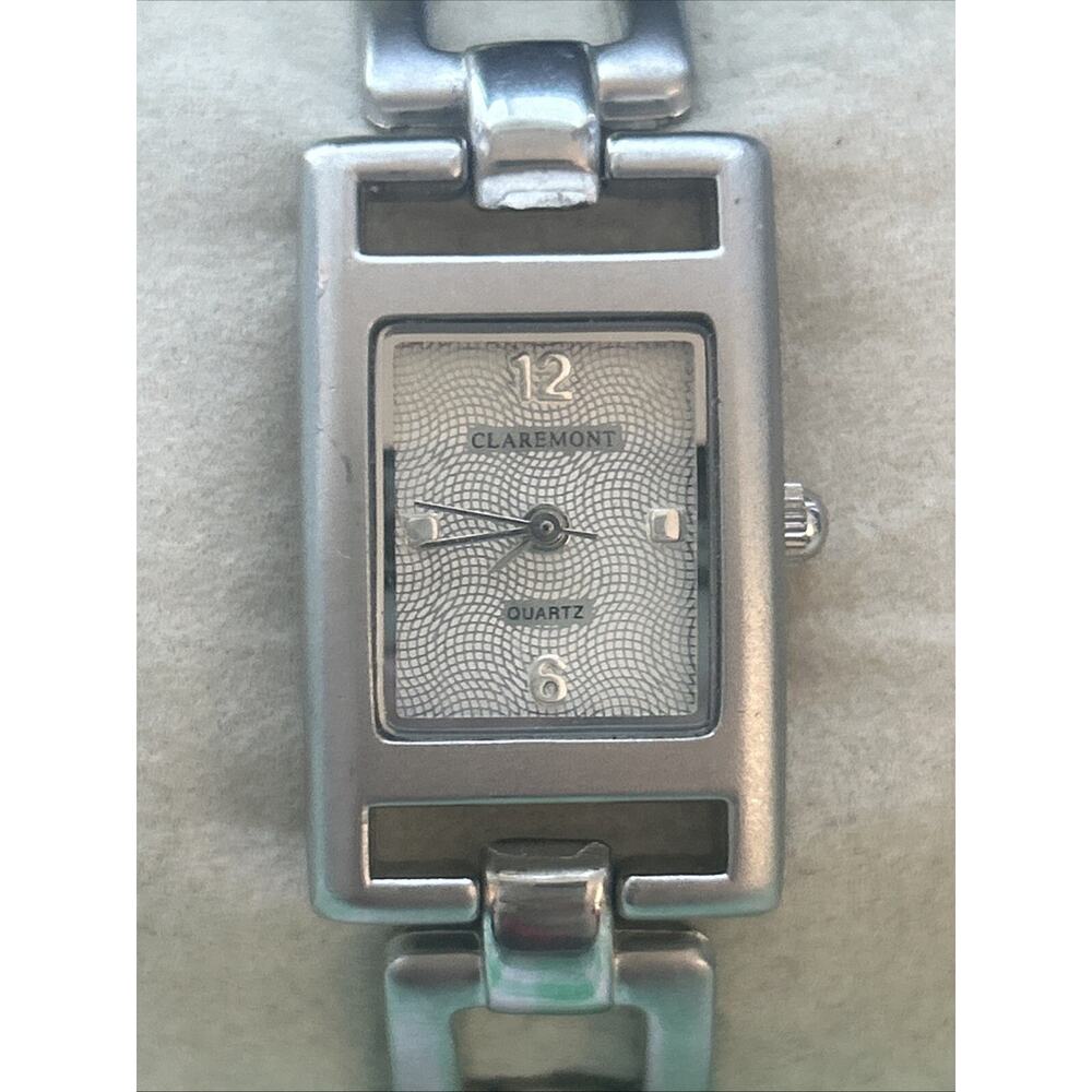 Claremont Silver Tone Women’s Quartz Watch
